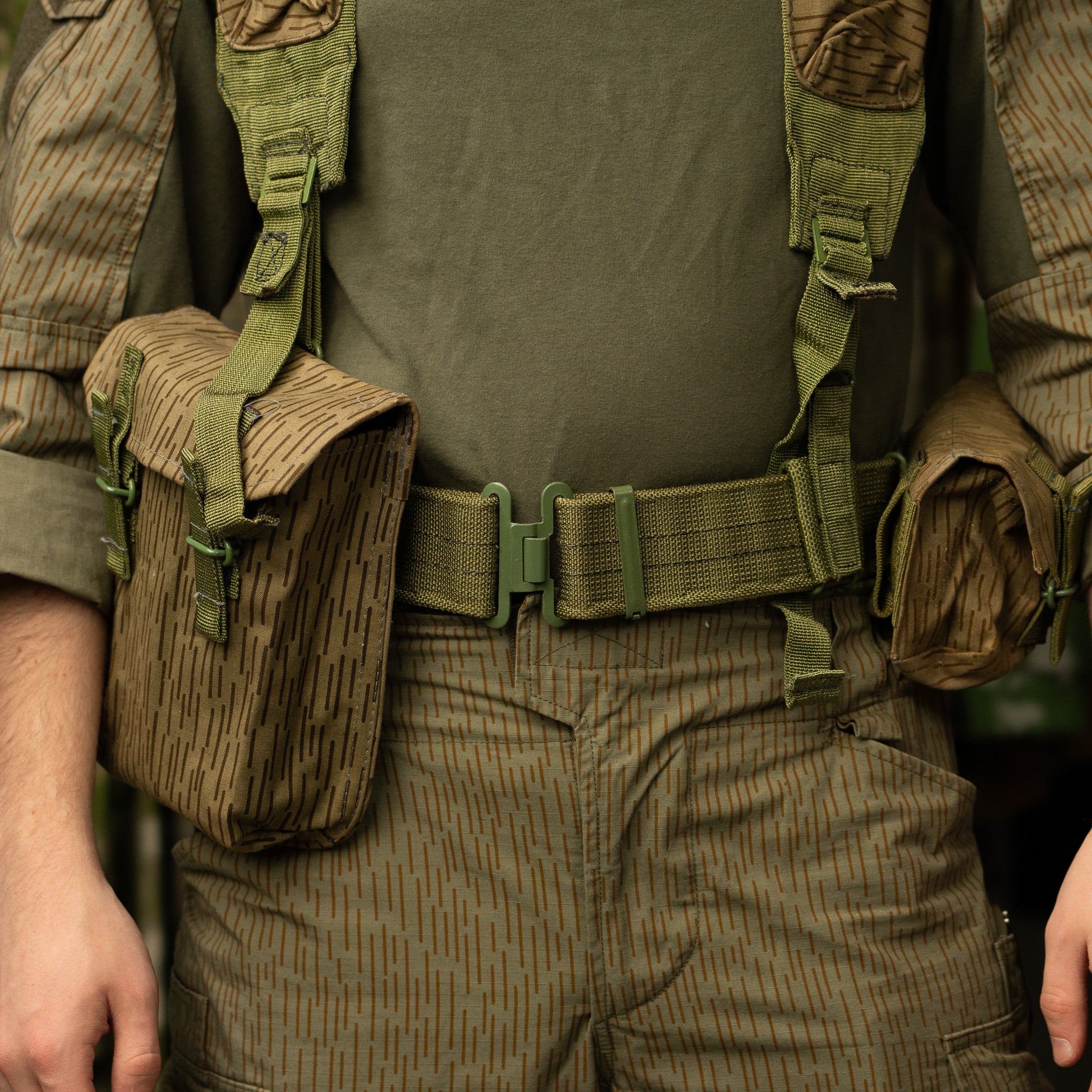 Unissued East German UTV Combat Belt - Image 2