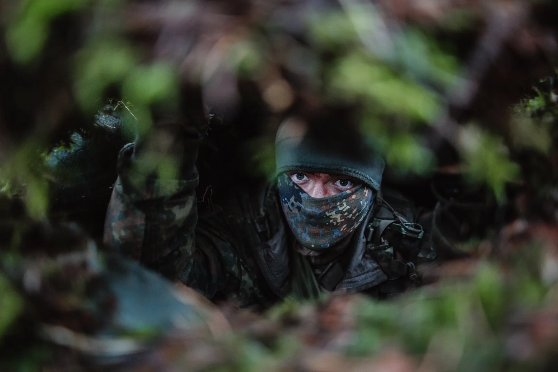 Mil-Tec Flecktarn Neck Gaiter - Image 6