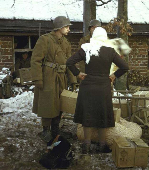 Issued US M1939 Wool Greatcoat - Image 6