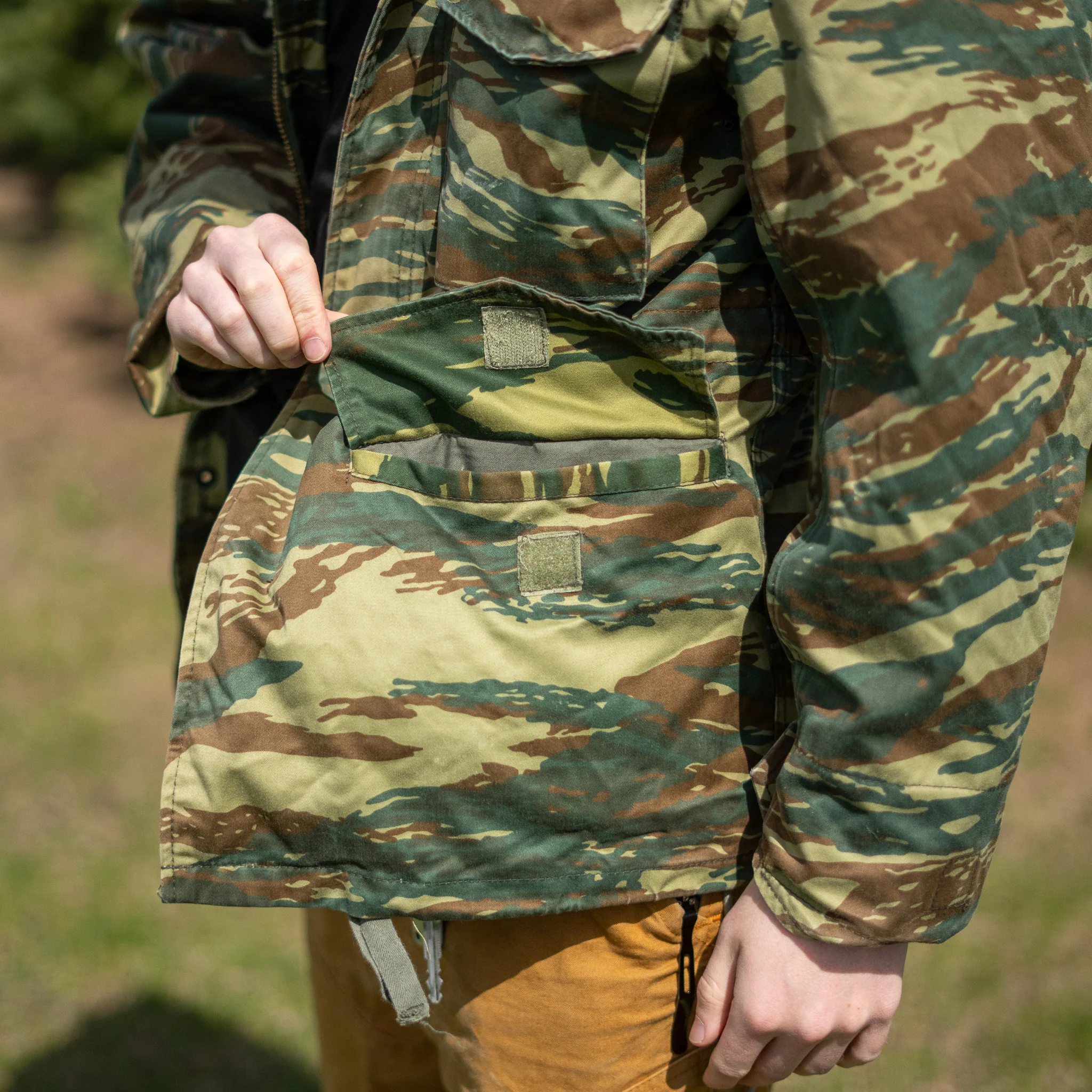 Issued Greek Lizard Camo M-65 Field Jacket - Image 11